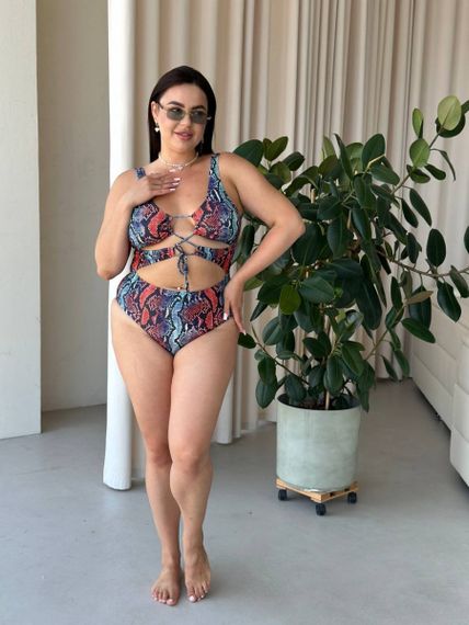 Яскравий суцільний купальник  PLUS SIZE | Зображення 2