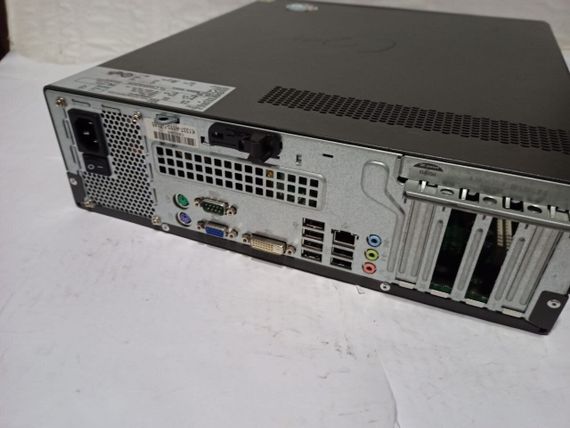 Комплект ПК Б-клас: Fujitsu Esprimo E500 E85+ SFF / Intel Core i3-2120 (2 (4) ядра по 3.3 GHz) / 8 GB DDR3 / 250 GB HDD / Intel HD Graphics 2000 / DVD-ROM + Монітор BenQ G2020HD / 20" (1600x900) TN / 1x DVI, 1x VGA / VESA 100x100 б/в | Зображення 3