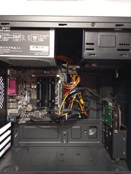 ПК 1stPlayer Cobra Tower / Intel Celeron J3355 (2 ядра по 2.0 - 2.5 GHz) / 8 GB DDR3 / 120 GB SSD + 250 GB HDD / Intel HD Graphics 500 / 400W б/у | Зображення 5