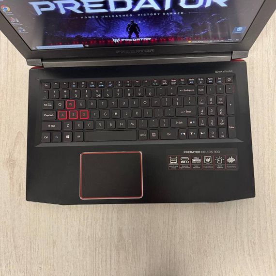 Игровой ноутбук Б-класс Acer Predator Helios 300 G3-571 / 15.6" (1920x1080) IPS / Intel Core i7-7700HQ (4 (8) ядра по 2.8 - 3.8 GHz) / 8 GB DDR4 / 256 GB SSD + 1000 GB HDD / nVidia GeForce GTX 1060, 6 GB GDDR5, 192-bit / WebCam б/у | Зображення 4