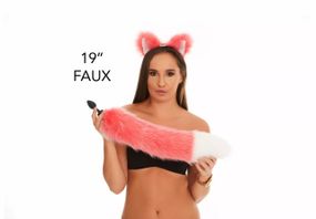 Анальний хутряний хвіст без пробки, Яскраво-рожевий з білим кінчиком, OKOVA, 50 см. sexstyle