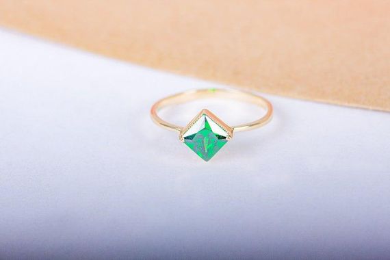 Кольцо из красного золота с зеленым фианитом 15 | Зображення 7