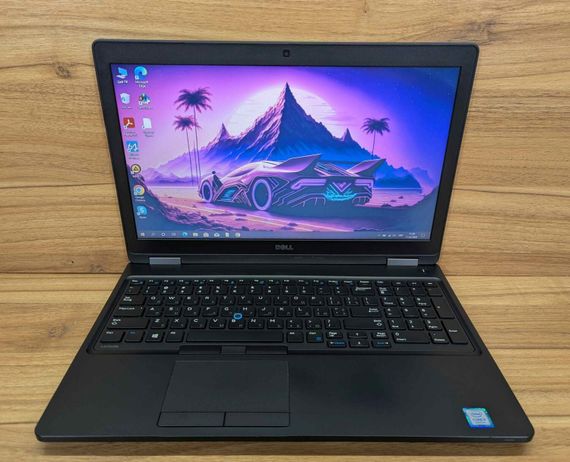 Ноутбук Dell Latitude 5580 / 15.6" (1366x768) TN / Intel Core i5-7200U (2 (4) ядра по 2.5 - 3.1 GHz) / 8 GB DDR4 / 256 GB SSD / Intel HD Graphics 620 / WebCam / Windows 10 б/в + Подарунок  Нова бездротова миша USB | Зображення 1