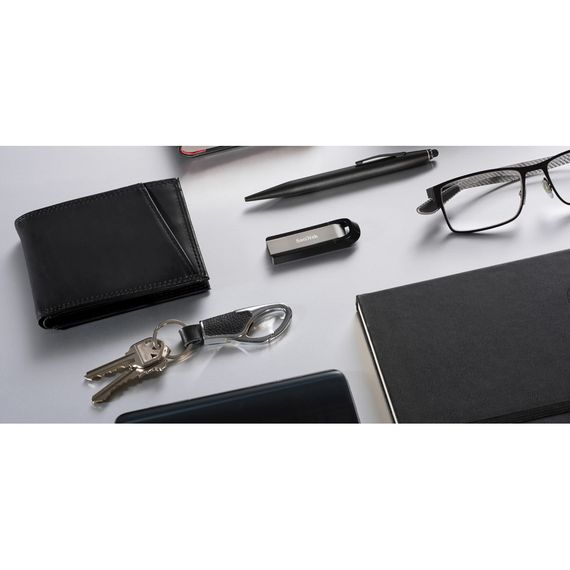 USB флеш накопичувач SanDisk 128GB Extreme Go USB 3.2 (SDCZ810-128G-G46) | Зображення 5