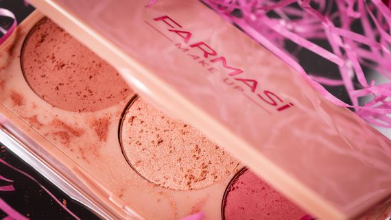 Палетка для лица 3 в 1 Бронзер Хайлайтер Румяна Farmasi 15 г | Зображення 2