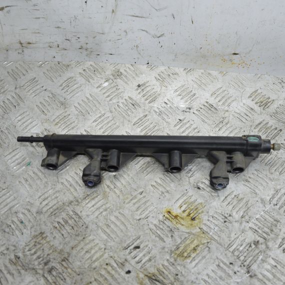 Рейка паливна 1.4 / 1.6 VTI Citroen Berlingo C3 C4 C5 2006-2012 Паливна рампа Ситроен Берлинго V75756458002 | Зображення 1