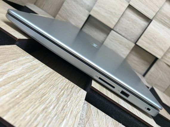 Ноутбук Б-клас Dell Inspiron 3501 / 15.6" (1366x768) TN / Intel Core i5-1135G7 (4 (8) ядра по 2.4 - 4.2 GHz) / 8 GB DDR4 / 192 GB SSD / Intel Iris Xe Graphics / WebCam б/в | Зображення 5