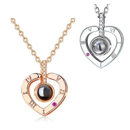 Кулон подвеска с проекцией I love you Я тебя люблю на 100 языках мира в форме сердца | Зображення 4