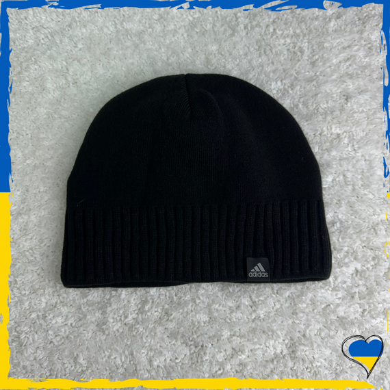 Шапка на флисе Adidas. Шапка универсальная брендовая. Теплая однотонная