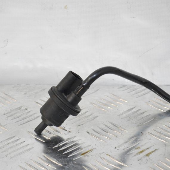 Клапан вентиляції паливного бака Skoda Octavia 2004-2013 Зворотний клапан Шкода Октавія 6QE906517A | Зображення 1