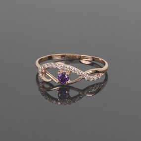 Кольцо из красного золота с аметистом 20.5