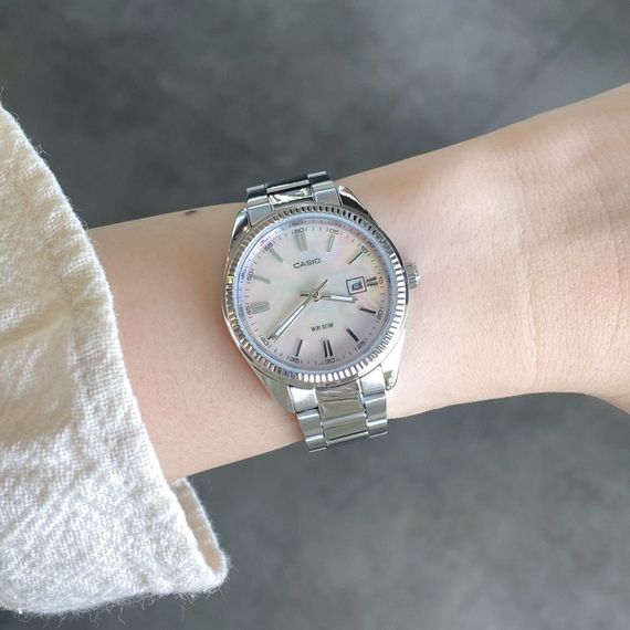 Годинник жіночий Casio LTP-1302DS-4A | Зображення 2