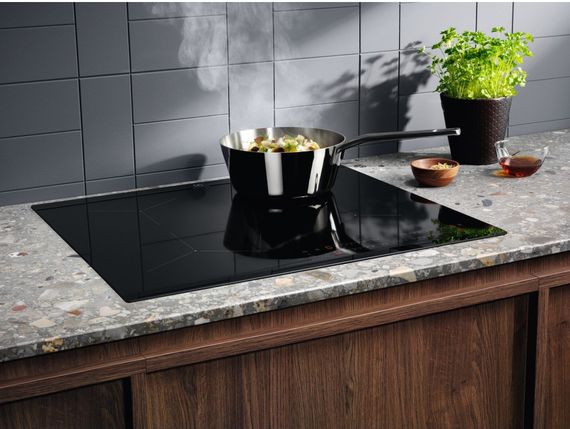 Варильна поверхня Electrolux індукційна EIT61443B | Зображення 8