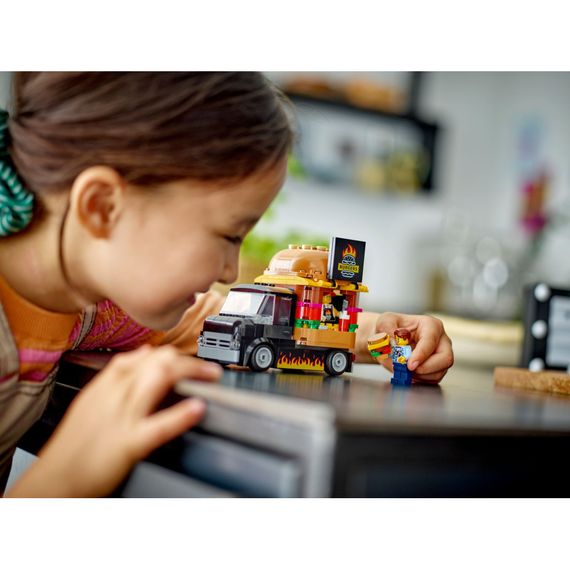 Конструктор LEGO City Вантажівка з гамбургерами 194 деталей (60404) | Зображення 6