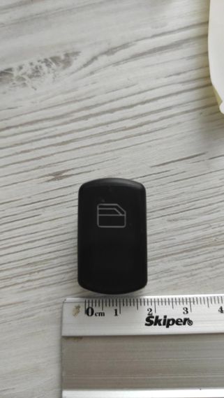 Mercedes Sprinter 906 (від 2006-) права накладка кнопка склопідйомника, мерседес спрінтер | Зображення 9