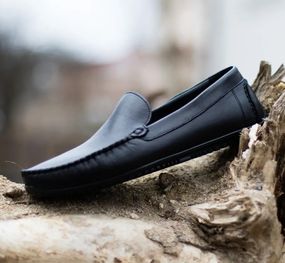 Мужские мокасины из натуральной кожи 39 размер