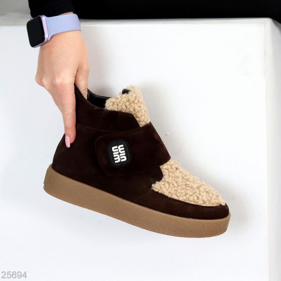 Молодежные шоколадные замшевые зимние ботинки с бежевым мехом | Зображення 1