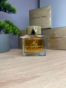 Парфумована вода Burberry My Burberry 90 ml.