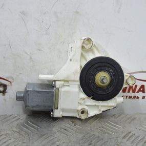 Моторчик склопідйомника передній лівий Volkswagen Passat B6 Golf V 2003-2010 Фольксваген Пасат 1K4837401N