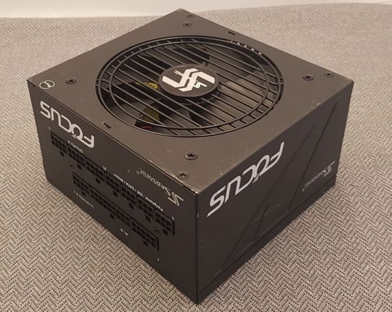 Блок живлення Seasonic Focus GX-650 650W (SSR-650FX) / 650W / 24+4(4)+4(8) pin б/в | Зображення 3