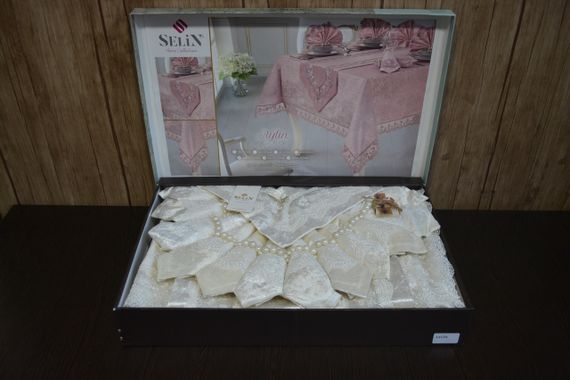 Велюрова скатертина з ранером Selin Aylin Set 160×300+12 серветок Кремова | Зображення 1
