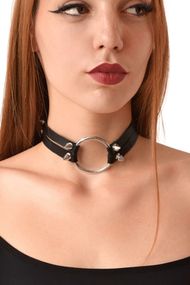 Чокер с металлическим кольцом и шипами из натуральной кожи Art of Sex - Ruby, Черный