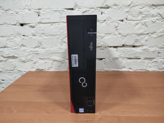 Комп'ютер Fujitsu Esprimo D556 E85+ SFF / Intel Core i3-6100 (2 (4) ядра по 3.7 GHz) / 16 GB DDR4 / 512 GB SSD / Intel HD Graphics 530 б/в | Зображення 1