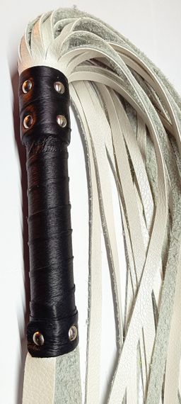 Флогер комбінований зі шкіряною ручкою 31 хвостом завдовжки 36 см Білий перламутр sexstyle | Зображення 3