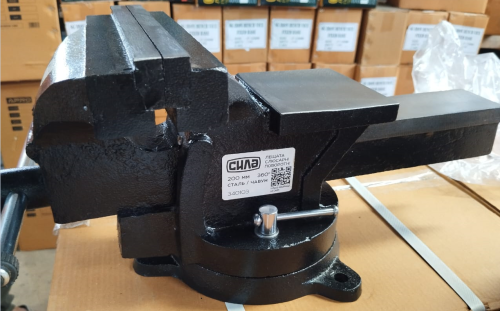 Лещата слюсарні поворотні 200мм СИЛА