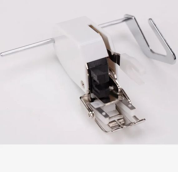 Лапка верхний транспортер, шагающая для бытовых швейных машин с направляющей линейкой (зигзаг до 7мм) (6663)