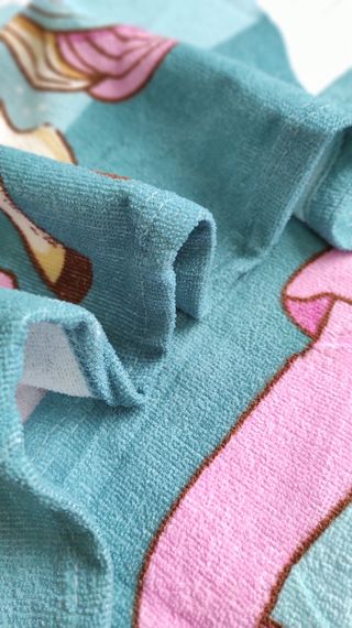 Дитячий рушник з капюшоном Єдиноріг з чашкою 115х60 см HomeBrand | Зображення 1