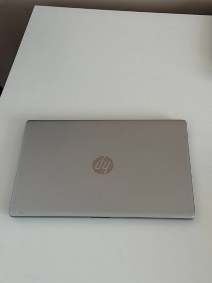 Ноутбук Б-клас HP 17-CP0636NG / 17.3" (1600x900) TN / AMD Athlon Gold 3150U (2 (4) ядра по 2.4 - 3.3 GHz) / 8 GB DDR4 / 120 GB SSD / AMD Radeon RX Vega 3 / WebCam / Windows 11 б/в | Зображення 5