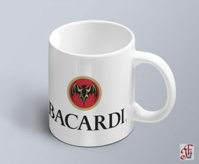 Чашка  з принтом логотипу Bacardi