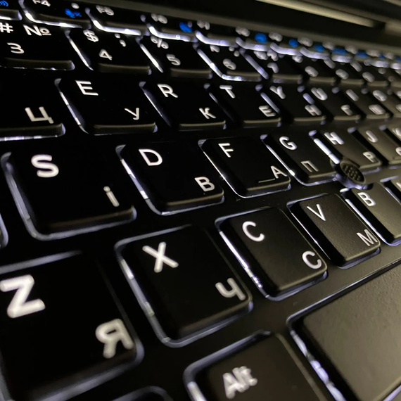 Мобильная рабочая станция Б-класс Dell Precision 7530 / 15.6" (1920x1080) IPS / Intel Core i5-8400H (4 (8) ядра по 2.5 - 4.2 GHz) / 16 GB DDR4 / 512 GB SSD / nVidia Quadro P2000, 4 GB GDDR5, 128-bit / HDMI б/у + Подарок Беспроводная мышь / USB | Зображення 5