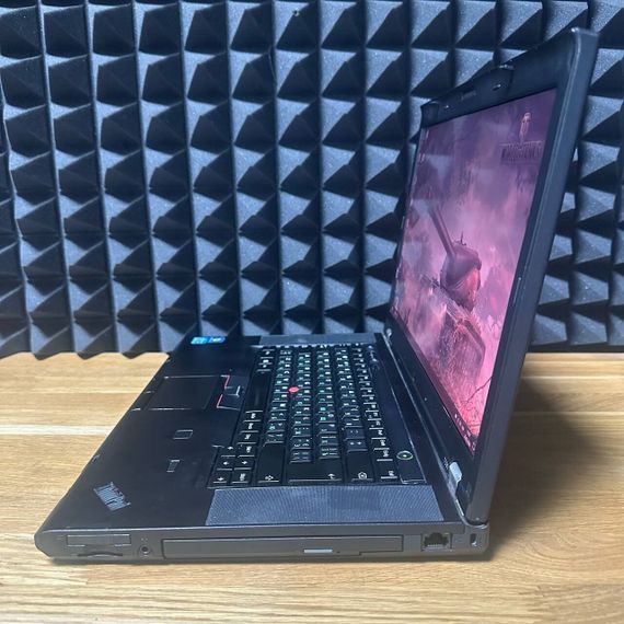 Ноутбук Lenovo ThinkPad T530 / 15.6" (1920x1080) IPS / Intel Core i5-3380M (2 (4) ядра по 2.9 - 3.6 GHz) / 8 GB DDR3 / 500 GB HDD / Intel HD Graphics 4000 / WebCam / DVD-ROM б/у | Зображення 3