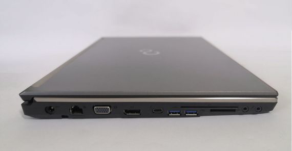 Мобільна робоча станція Fujitsu Celsius H760 / 15.6" (1920x1080) IPS / Intel Core i5-6440HQ (4 ядра по 2.6 - 3.5 GHz) / 16 GB DDR4 / 256 GB SSD / nVidia Quadro M600M, 2 GB GDDR5, 128-bit / WebCam / DisplayPort б/в | Зображення 4