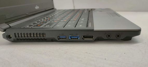 Ноутбук Б-класс Fujitsu LifeBook S792 / 13.3" (1366x768) TN / Intel Core i5-3340M (2 (4) ядра по 2.7 - 3.4 GHz) / 4 GB DDR3 / 320 GB HDD / Intel HD Graphics 4000 б/у | Зображення 5