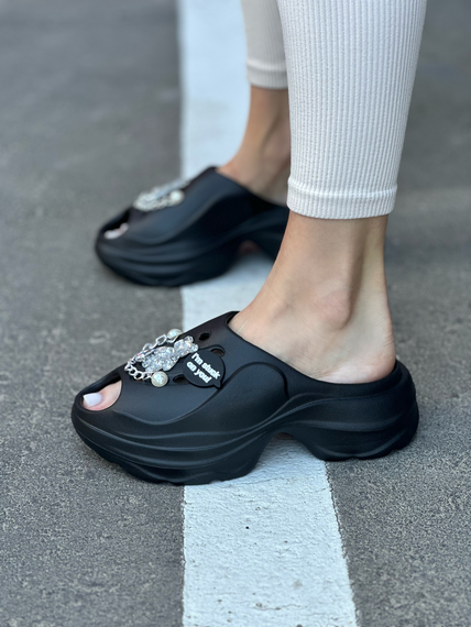 жіночі тапки