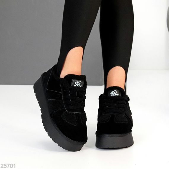 Черные кроссовки угги натуральная замша с мехом Тедди на утолщенной подошве | Зображення 6