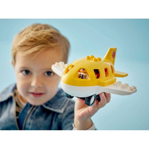 Конструктор LEGO DUPLO Вперше в аеропорту (10443-) | Зображення 5