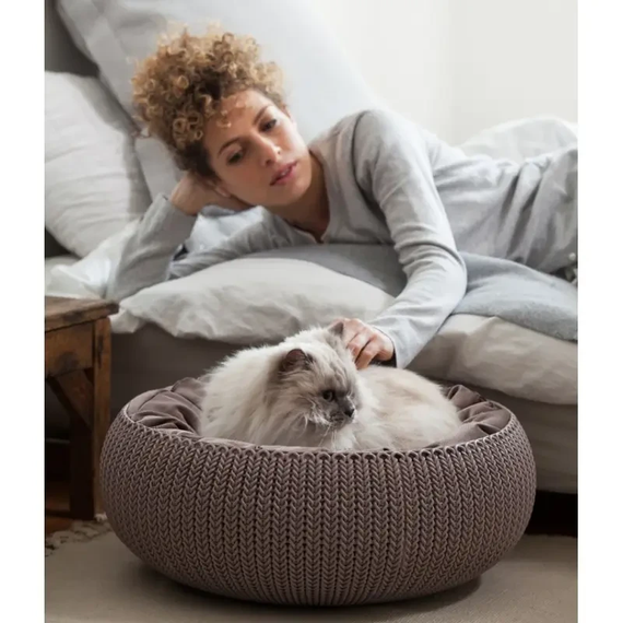 Лежак для животных Curver Cozy Pet Bed 17202851, пластиковый, с подушкой, коричневый | Зображення 1