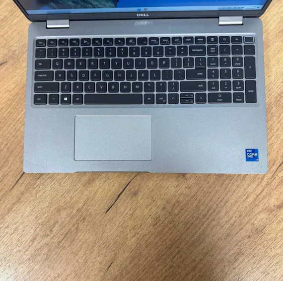 Ноутбук Dell Precision 3560 15.6" FHD IPS i7-1185G7 16GB 512GB SSD Nvidia T500 Б/В | Зображення 4