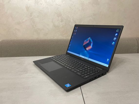 Ноутбук Б-клас Dell Latitude 3520 / 15.6" (1920x1080) IPS / Intel Core i5-1135G7 (4 (8) ядра по 2.4 - 4.2 GHz) / 16 GB DDR4 / 256 GB SSD M.2 / Intel Iris Xe Graphics / WebCam б/в | Зображення 5