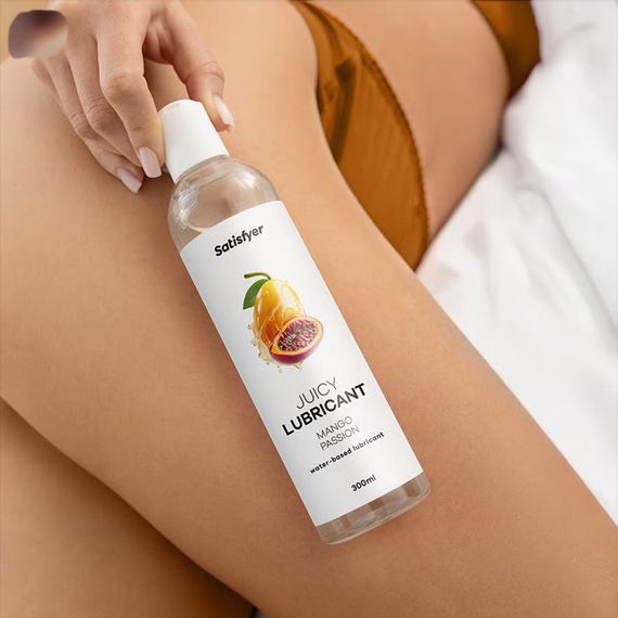 Лубрикант на водной основе Satisfyer Juicy Lubricant Mango & Passion 300 мл (мятая упаковка!!!) Sex Aura | Зображення 7