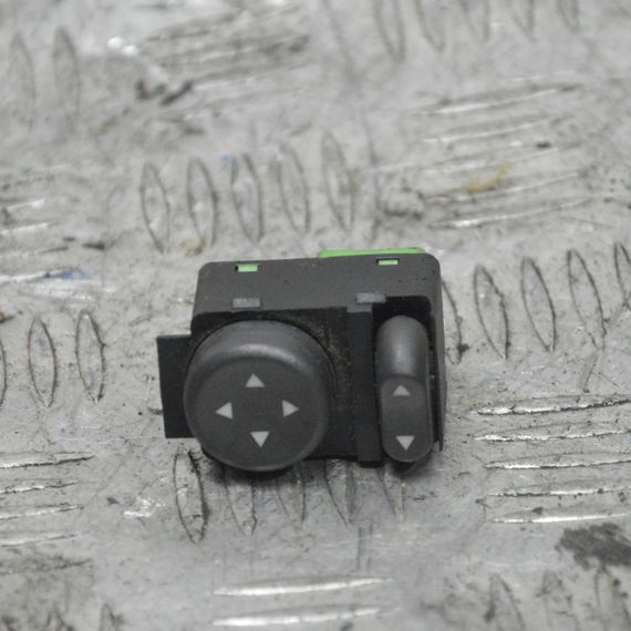 Кнопка перемикач скла Fiat Doblo 2000-2009 Джойстик регулювання скла Фіат Добло B569