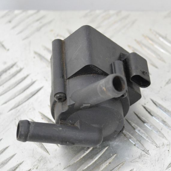 Водяний насос 1.6 Citroen DS3 DS4 2009-2018 Помпа водяна Сітроен ДС3 ДС4 V761935980 | Зображення 1