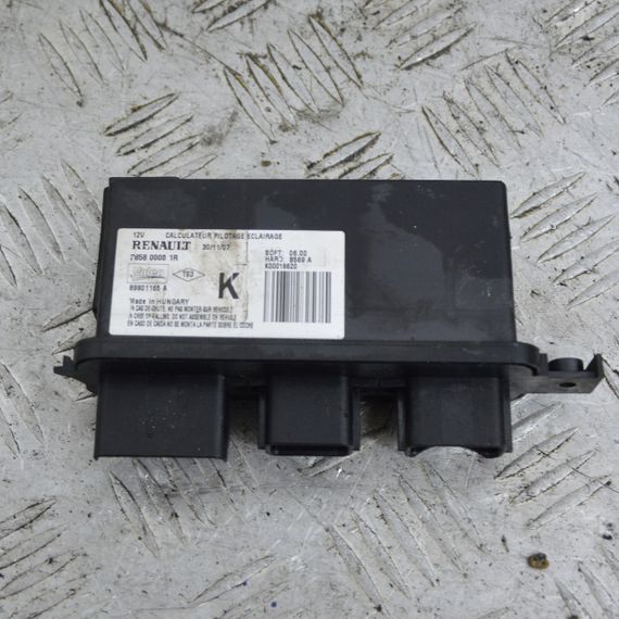 Блок керування світлом фар 2.0 DCI Renault Laguna III 2007-2015 Модуль освітлення Рено Лагуна 3 285800001R