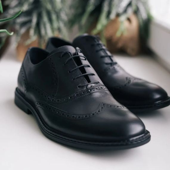 Стильные черные туфли оксфорды на шнурках 42 размер | Зображення 1