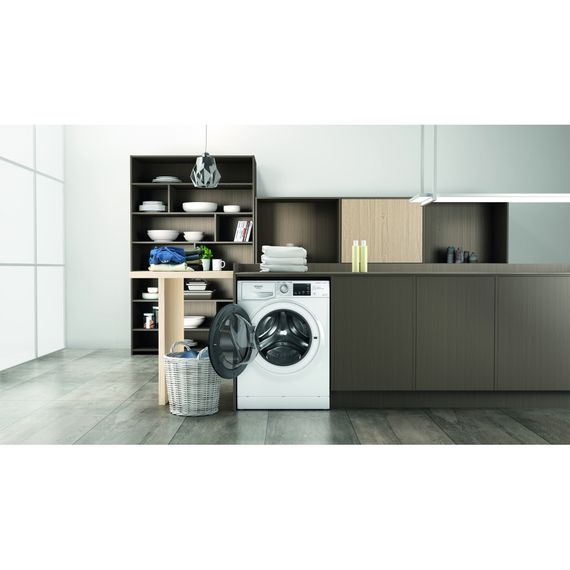 Пральна машина Hotpoint-Ariston NDB10570DAUA | Зображення 4