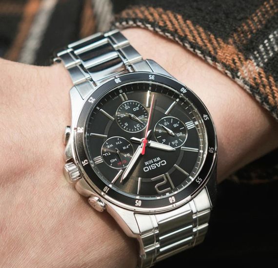 Часы наручные мужские Casio MTP-1374D-1AVDF | Зображення 3